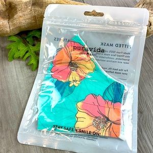 🔆Pura Vida Floral Mask🔆 FREE GIFT WITH PURCHASE OF 4 OR MORE🔆